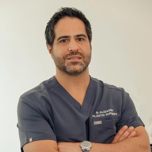 Benjamin Alizadeh, Facharzt für Plastische und Ästhetische Chirurgie