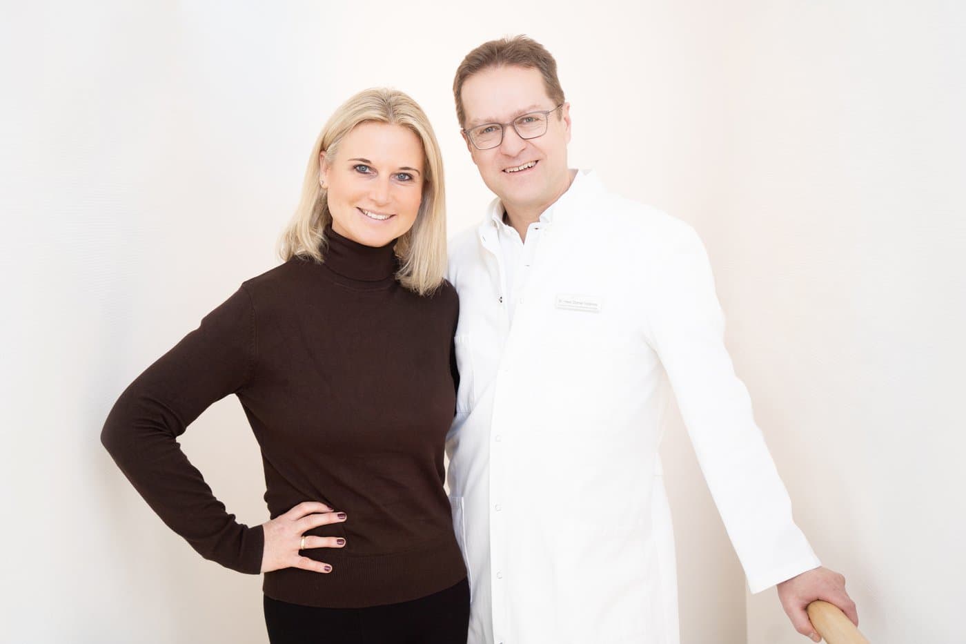 Janine Talanow und Dr. med. Daniel Talanow, Klinikmanagerin und Chefarzt der e-sthetic® Privatklinik Essen